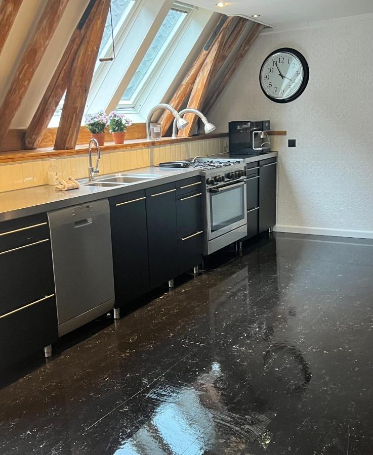 La Dolce Vita Suites Leeuwarden Eksteriør bilde